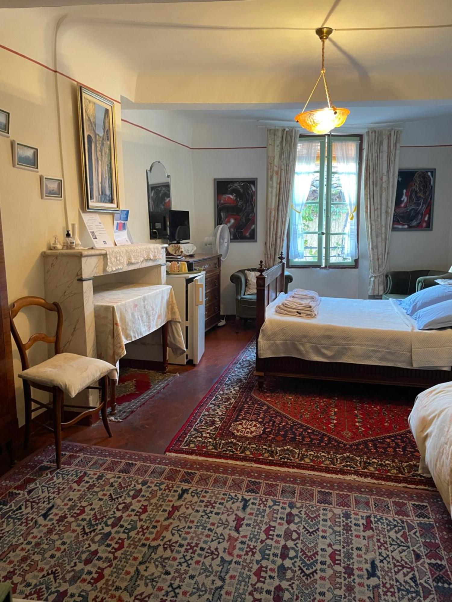 Bed and Breakfast Le Pra De Pe Cotignac Exteriér fotografie